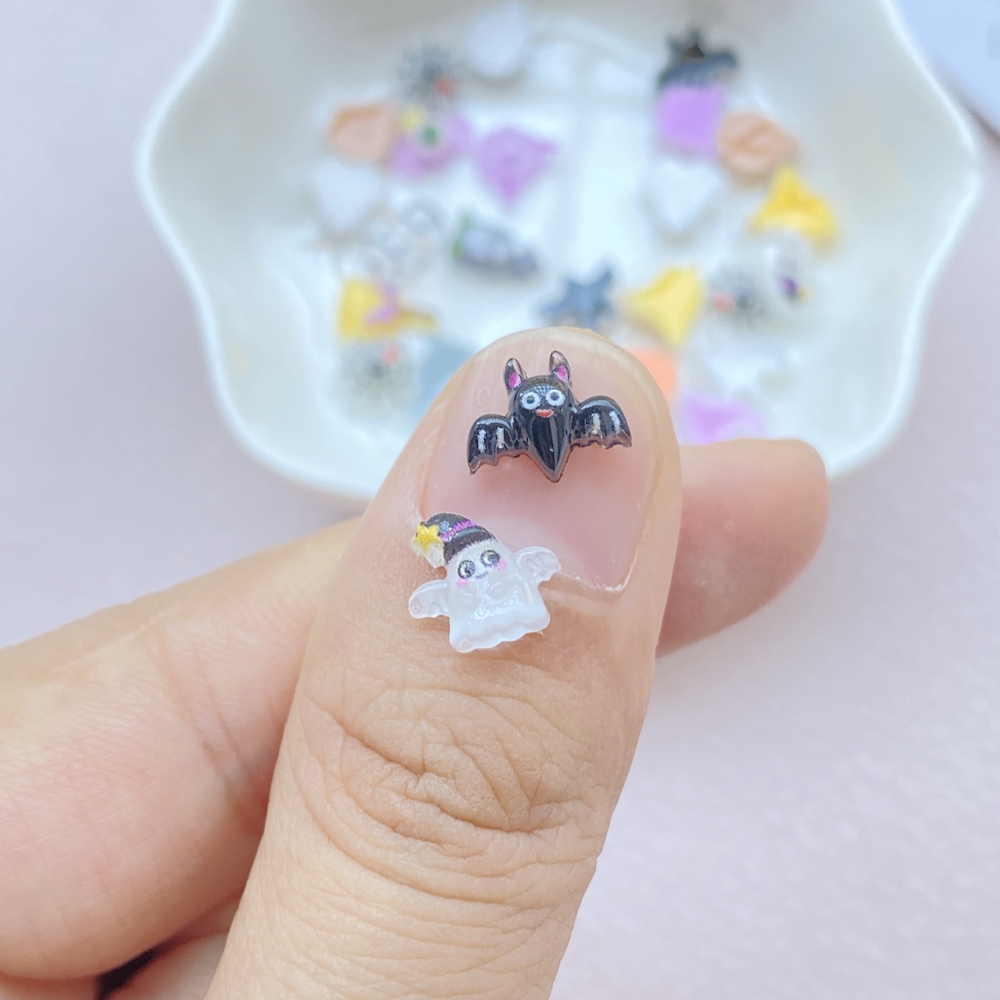 ハロウィーンの3Dネイルアート装飾,カワイイ漫画チャーム,シ - Resin Art Equipment のレビューと価格